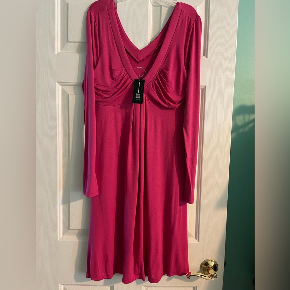 NWT INC fuchsia long sleeve V-neck jersey dress, size medium